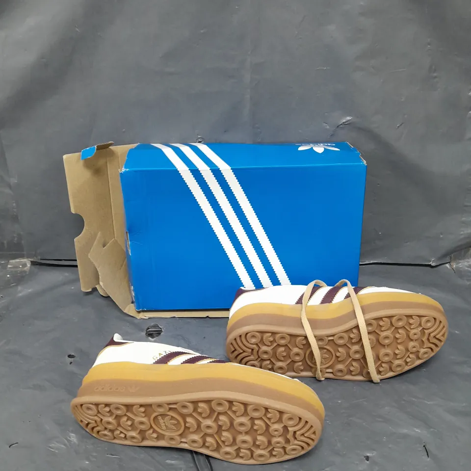 UNBOXED PAIR OF ADIDAS GAZELLE BOLD WOMENS UK 3