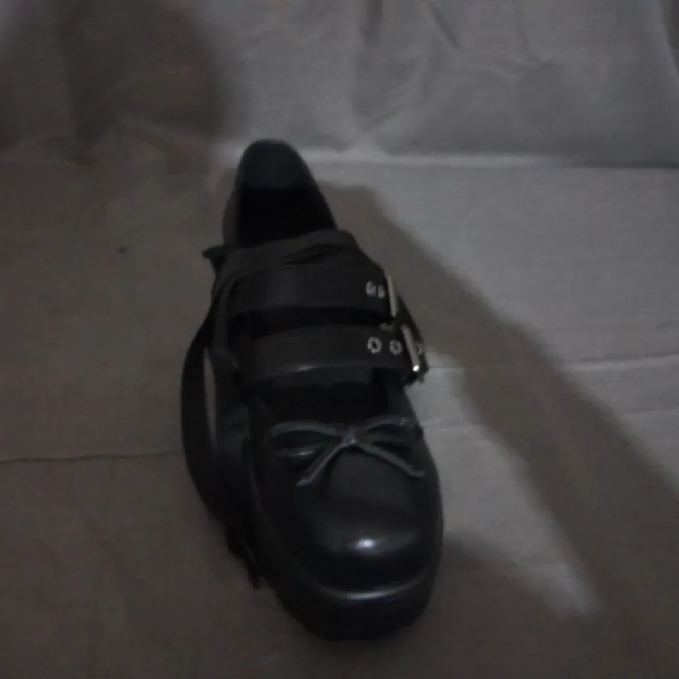 PAIR OF KOI DOUBLE BUCKLE SHOES IN BLACK SIZE 6