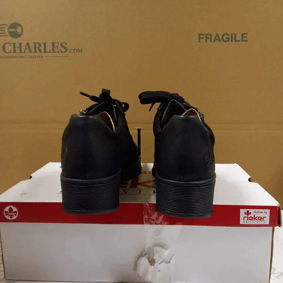 BOXED PAIR RIEKER WEDGE TRAINER IN BLACK, UK SIZE 5