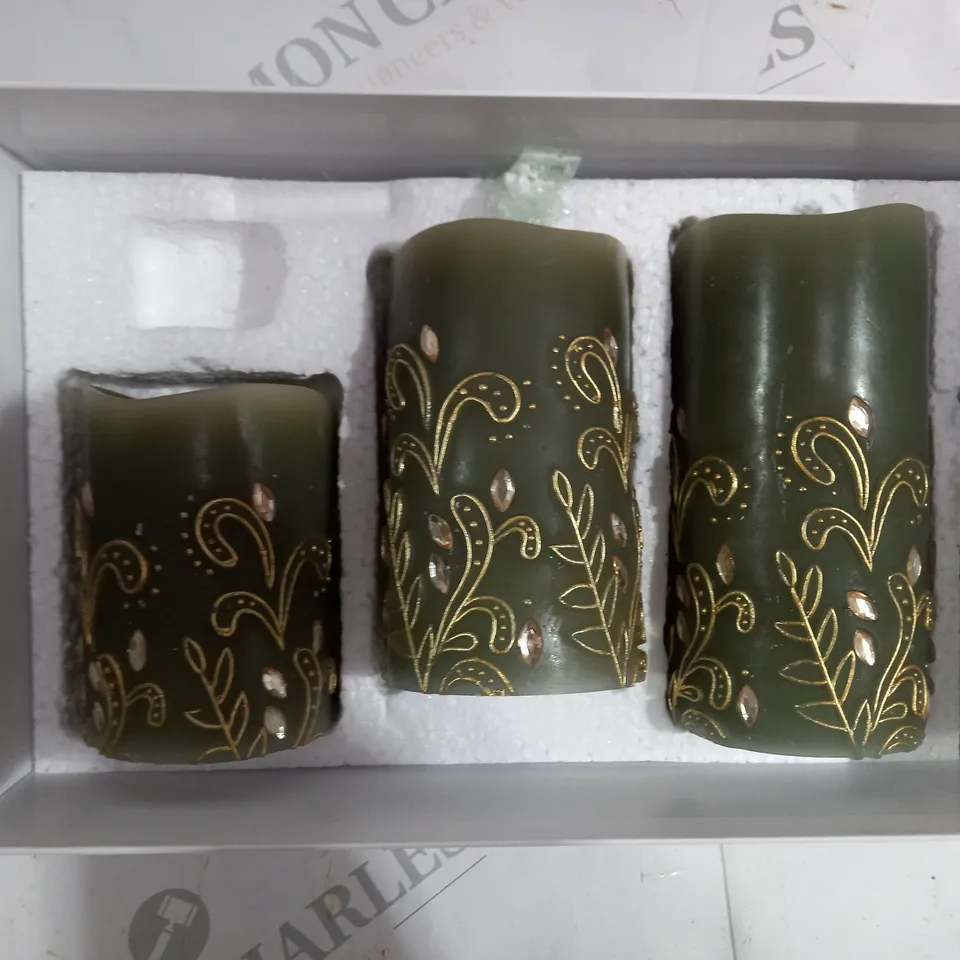 ALISON CORK SET OF PRE LIT FLAMELESS CANDLES