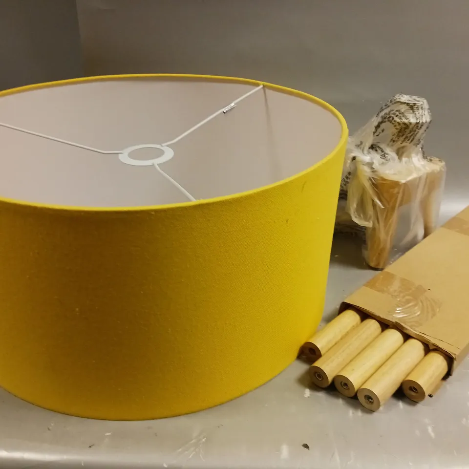 BOXED TRIPOD WOODEN FLOOR LAMP WITH MUSTARD SHADE 