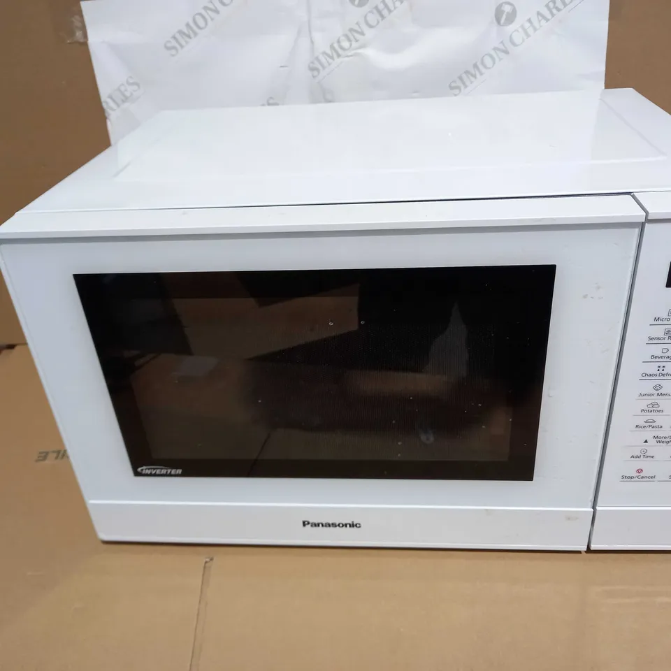 PANASONIC NN-ST45KWBPQ SOLO MICROWAVE OVEN