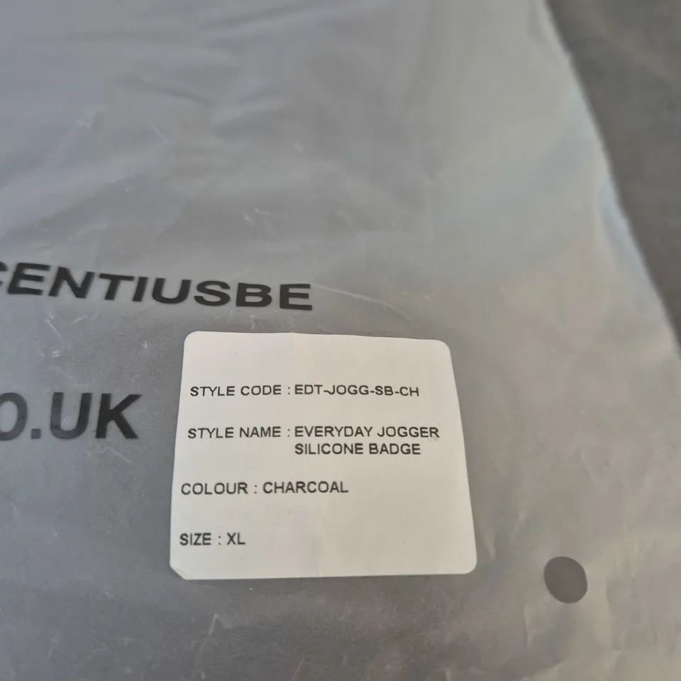 VINCENTIUS BESPOKE EVERYDAY JOGGER – CHARCOAL, XL 