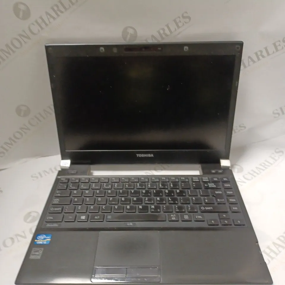 TOSHIBA R930-1CV LAPTOP 