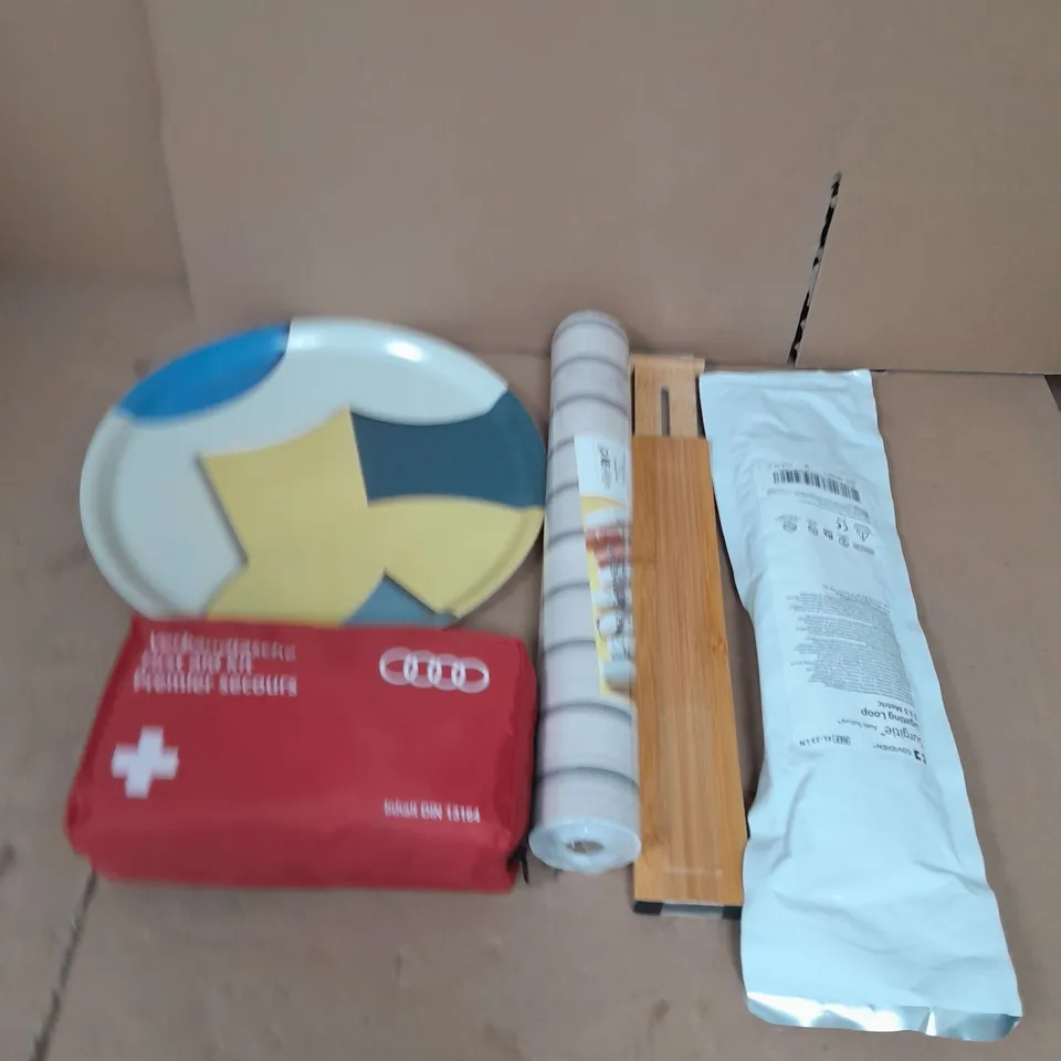 LARGE QAUNTIITY OF ASSORTED HOUSEHOLD ITEMS TO INCLUDE FIRST AID KIT, WALLPAPER AND LIGATING LOOP