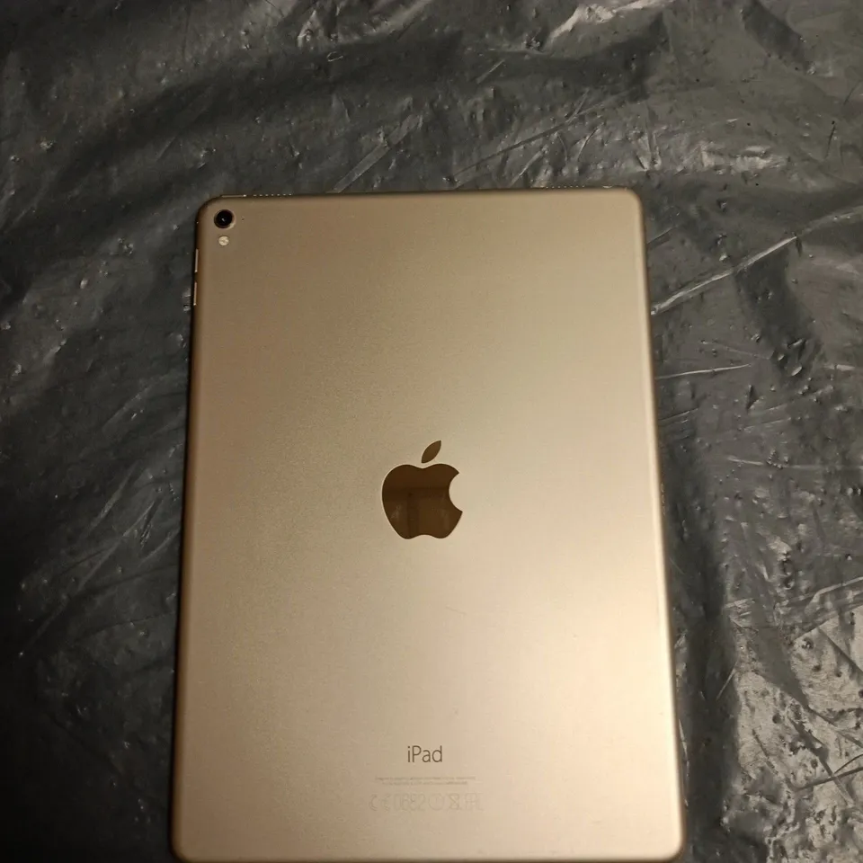 APPLE IPAD PRO (A1673)