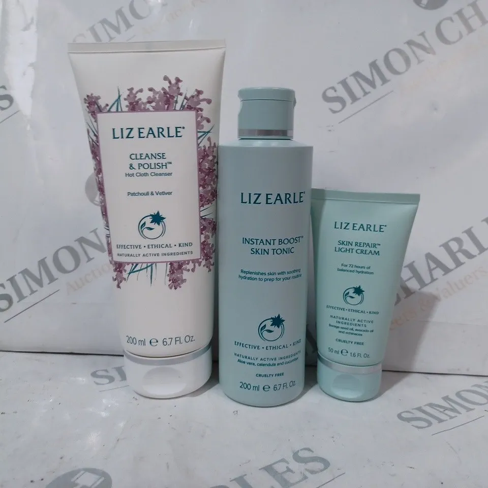BOXED LIZ EARLE BOTANICAL BODY CARE SET