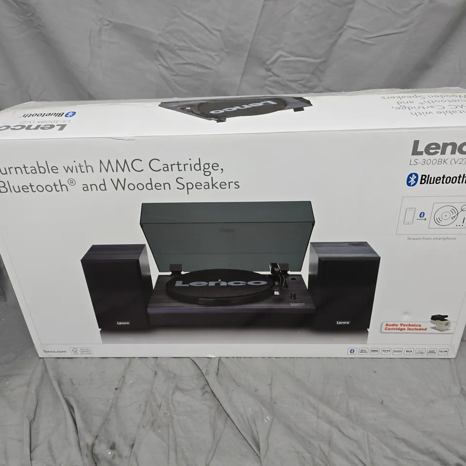 LENCO LS-300BK (V2) TURNTABLE WITH BLUETOOTH, MMC CARTRIDGE & WOODEN SPEAKERS – BOXED