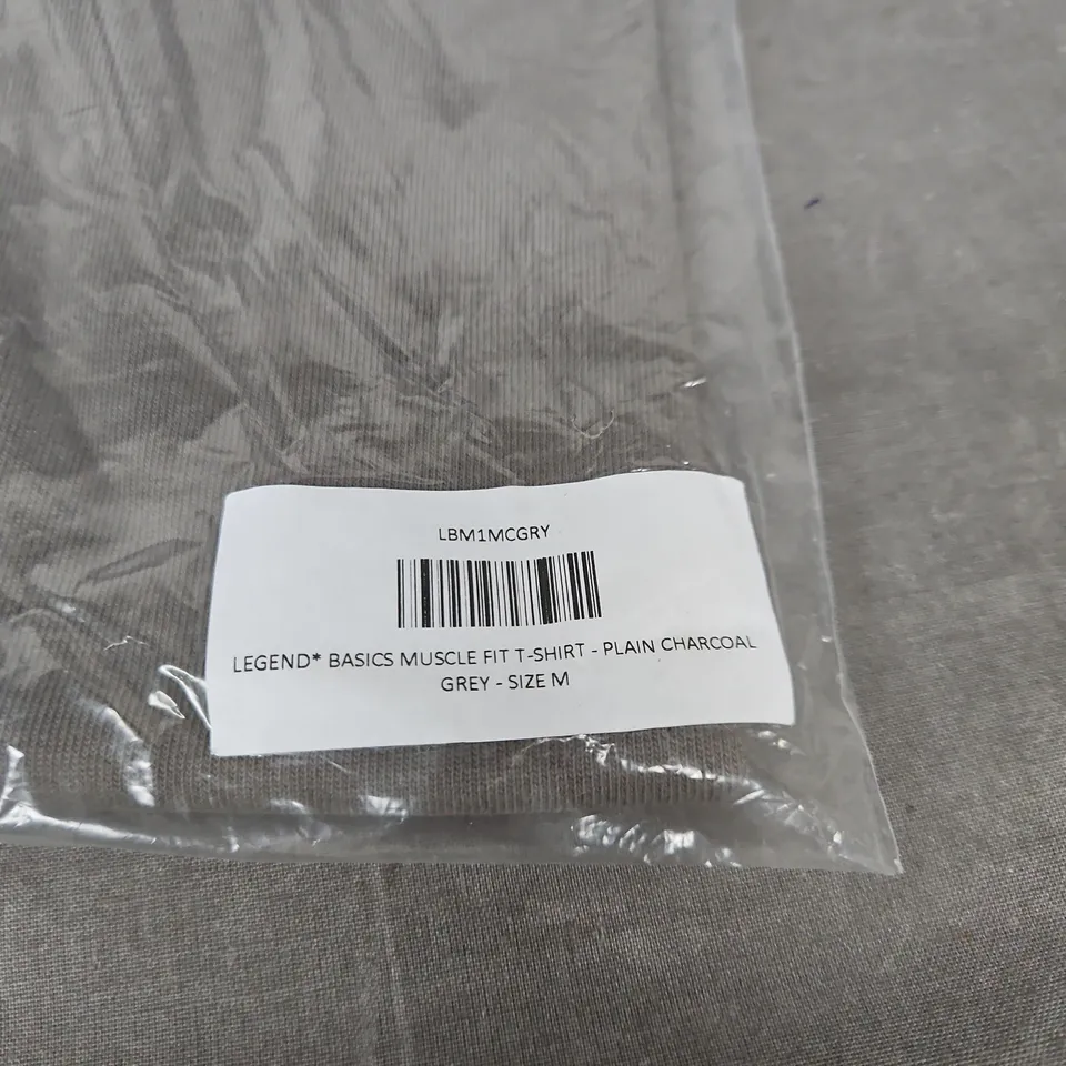 LEGEND LONDON MUSCLE FIT T SHIRT PLAIN CHARCOAL GREY MEDIUM