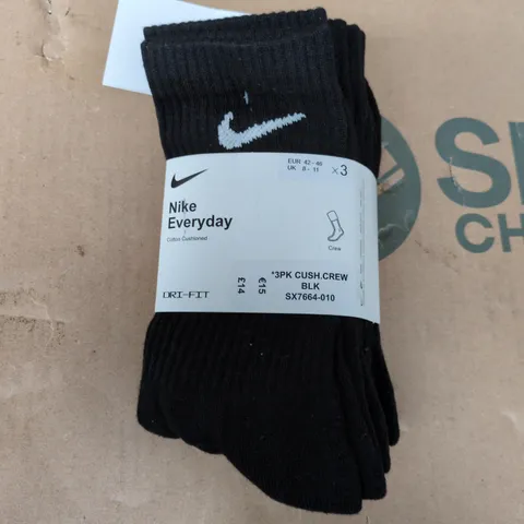 NIKE EVERYDAY 3 PACK CUSH CREW SOCKS IN BLACK - UK 8-11