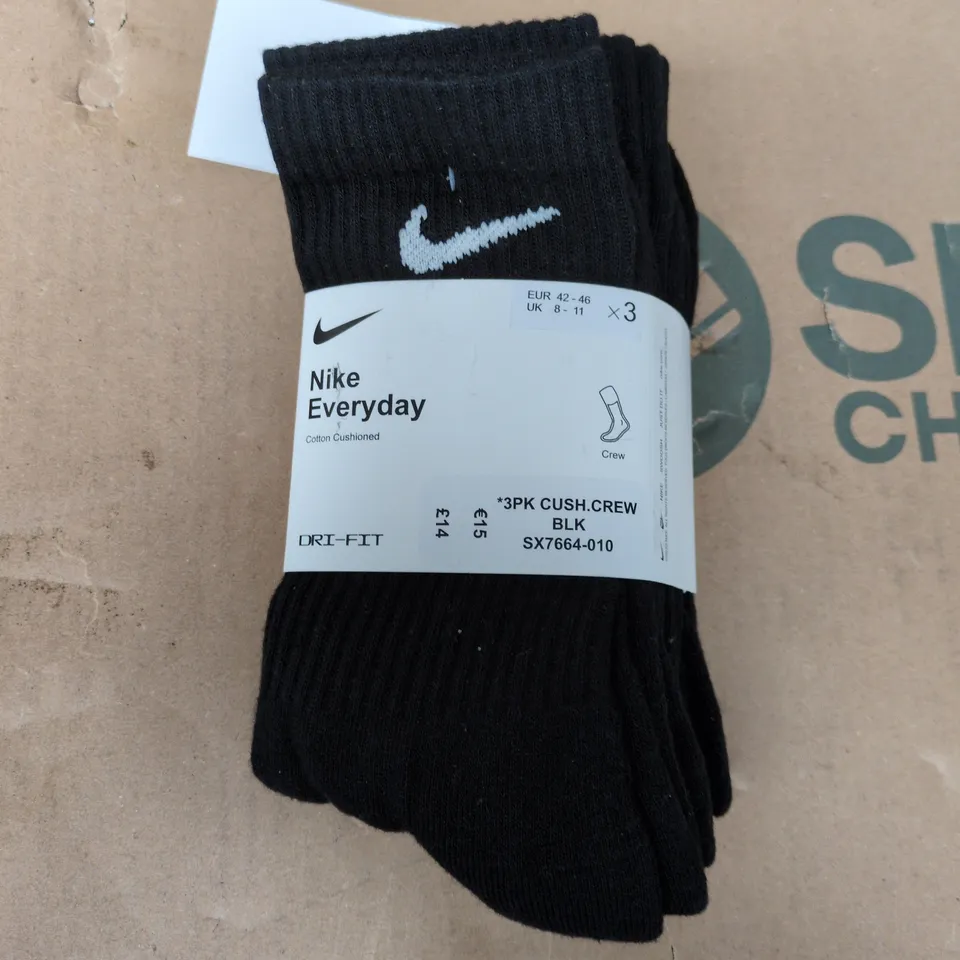 NIKE EVERYDAY 3 PACK CUSH CREW SOCKS IN BLACK - UK 8-11