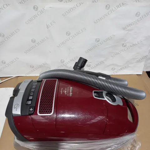 MIELE C3 PET PRO POWERLINE VACUUM CLEANER 