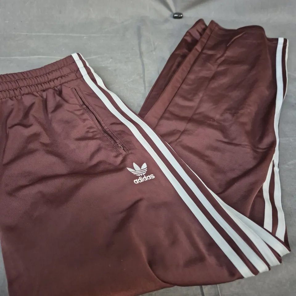 ADIDAS FIREBIRD TRACK PANTS – AUBURN/WHITE, UK M