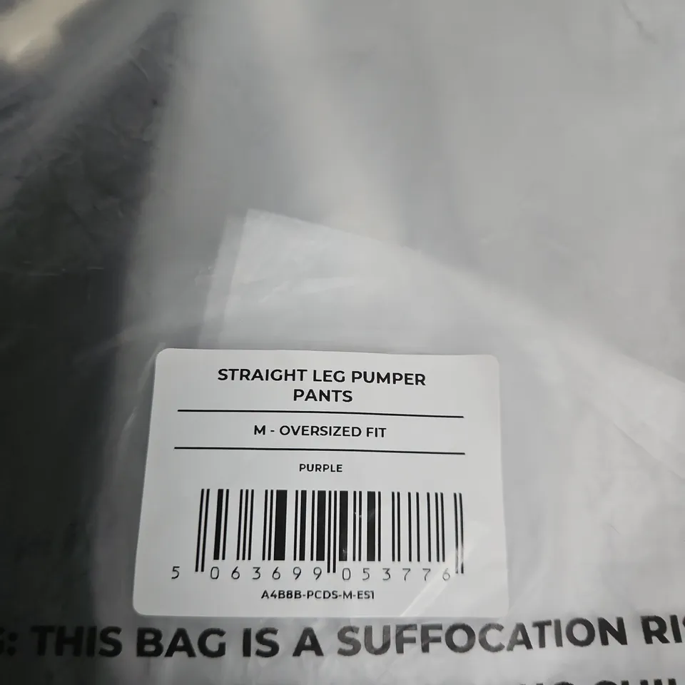 GYMSHARK STRAIGHT LEG PUMPER PANTS – SIZE M, OVERSIZED FIT