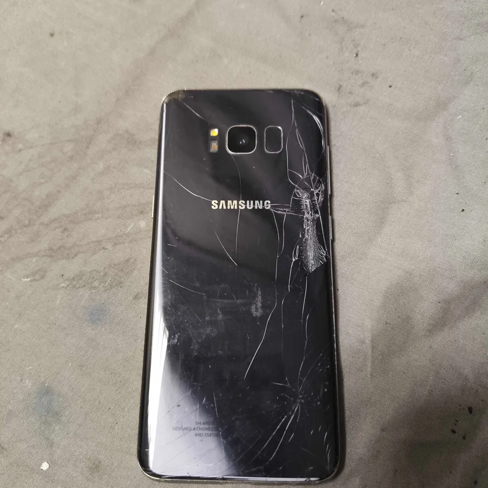 SAMSUNG GALAXY S8 SMARTPHONE 