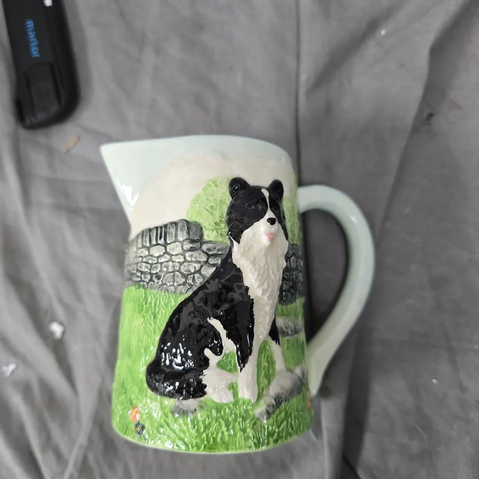 TOTE OF APPROXIMATELY 6 ASSORTED GLASS/CERAMIC ITEMS TO INCLUDE OIL JUG AND DOG JUG