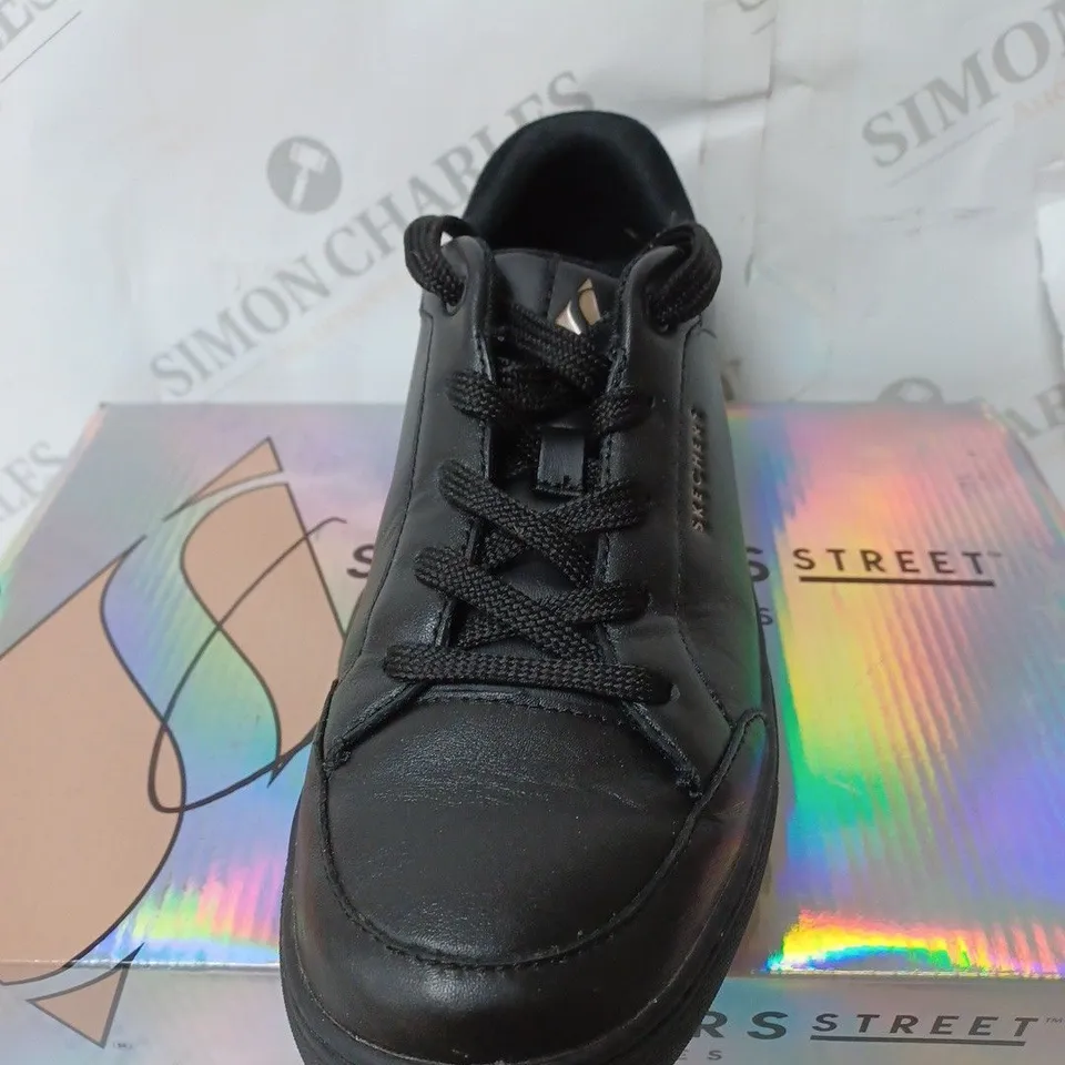 BOXED SKECHERS LEATHER TRAINERS, BLACK - SIZE 5.5