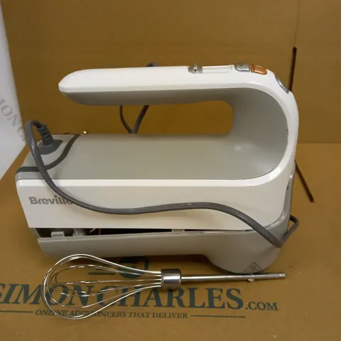 BREVILLE HEATSOFT HAND MIXER
