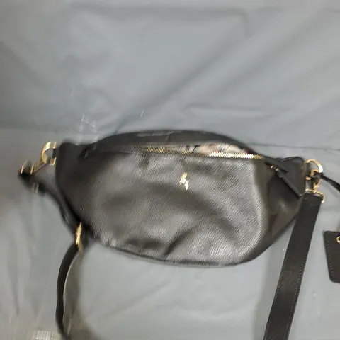 ASHWOOD BLACK LEATHER CROSS BODY BAG