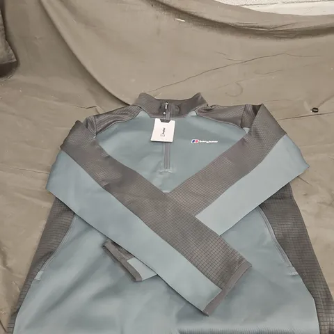 BERGHAUS 1/2 ZIP TOP LARGE WITH TAGS