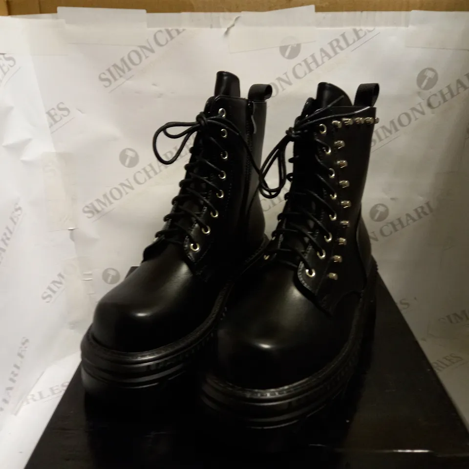 KOI VEGAN PLATFORM BLACK BOOTS WITH SPIKE DETAIL - SIZE 6