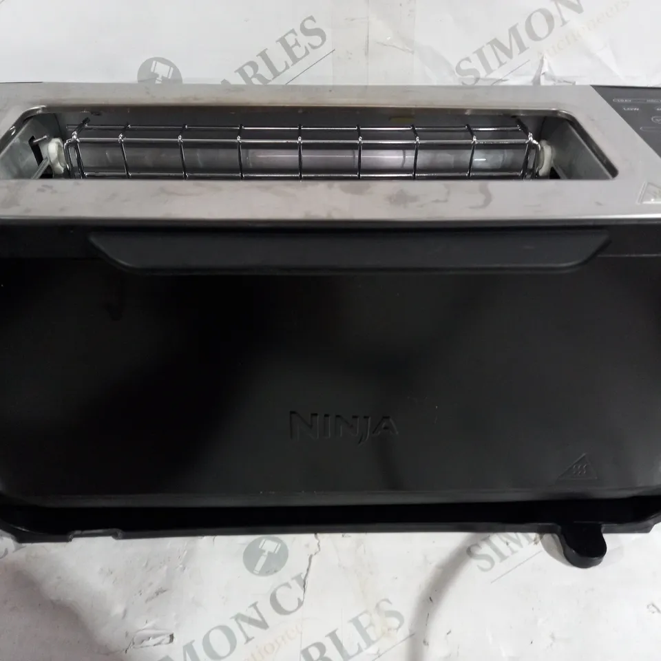 NINJA 2 IN 1 TOASTER & GRILL ST100UK