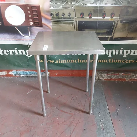COMMERCIAL STAINLESS STEEL PREP TABLE