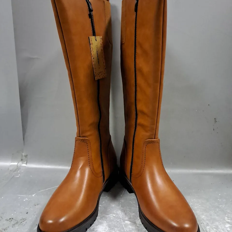 BOXED PAIR OF HEAVENLY FEET VERBENA KNEE-HIGH BOOTS IN TAN UK SIZE 6