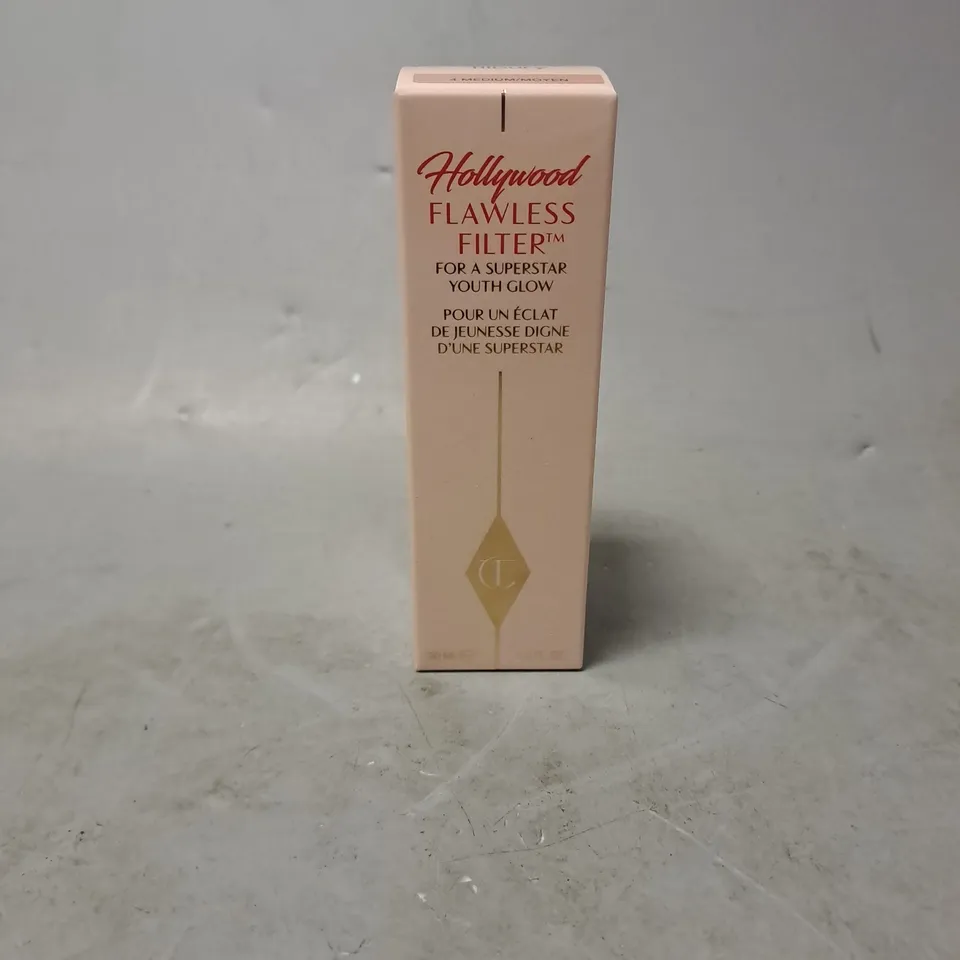 CHARLOTTE TILBURY HOLLYWOOD FLAWLESS FILTER IN 4 MEDIUM 30ML