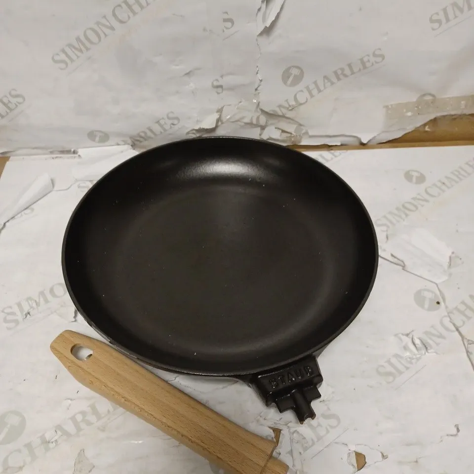 STAUB CAST IRON PAN