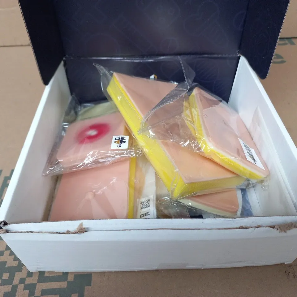 3D HUMANS ASSORTED LIFELIKE MEDICAL TRAINING PADS BOXED