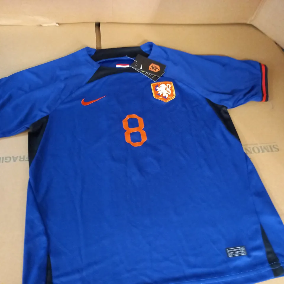 CWC NIKE FOOTBALL SHIRT - L