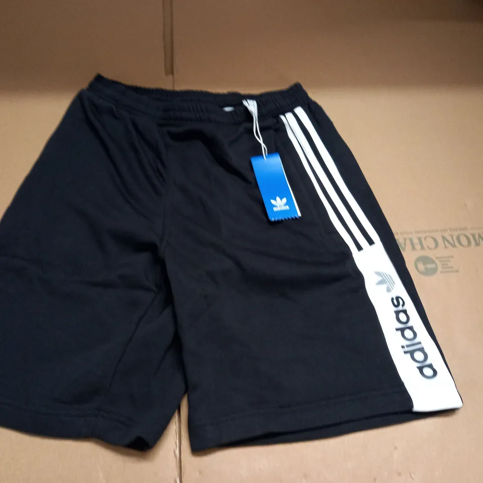 ADIDAS NUTASCA SHORTS - UK S