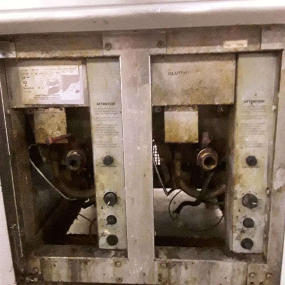 FALCON G3865 DOMINATOR TWIN TANK FRYER