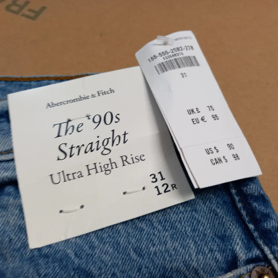 ABERCROMBIE & FITCH THE 90'S STRAIGHT ULTRA HIGH RISE JEANS - 31 12R