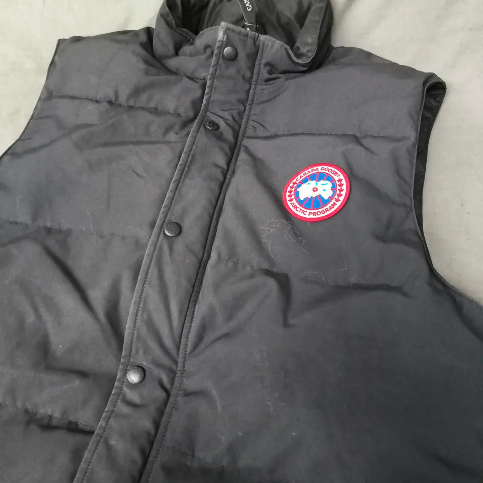 CANADA GOOSE BLACK PUFFER VEST SIZE - XL