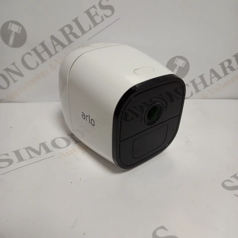 NETGEAR ARLO GO VML4030 SECURITY CAMERA  