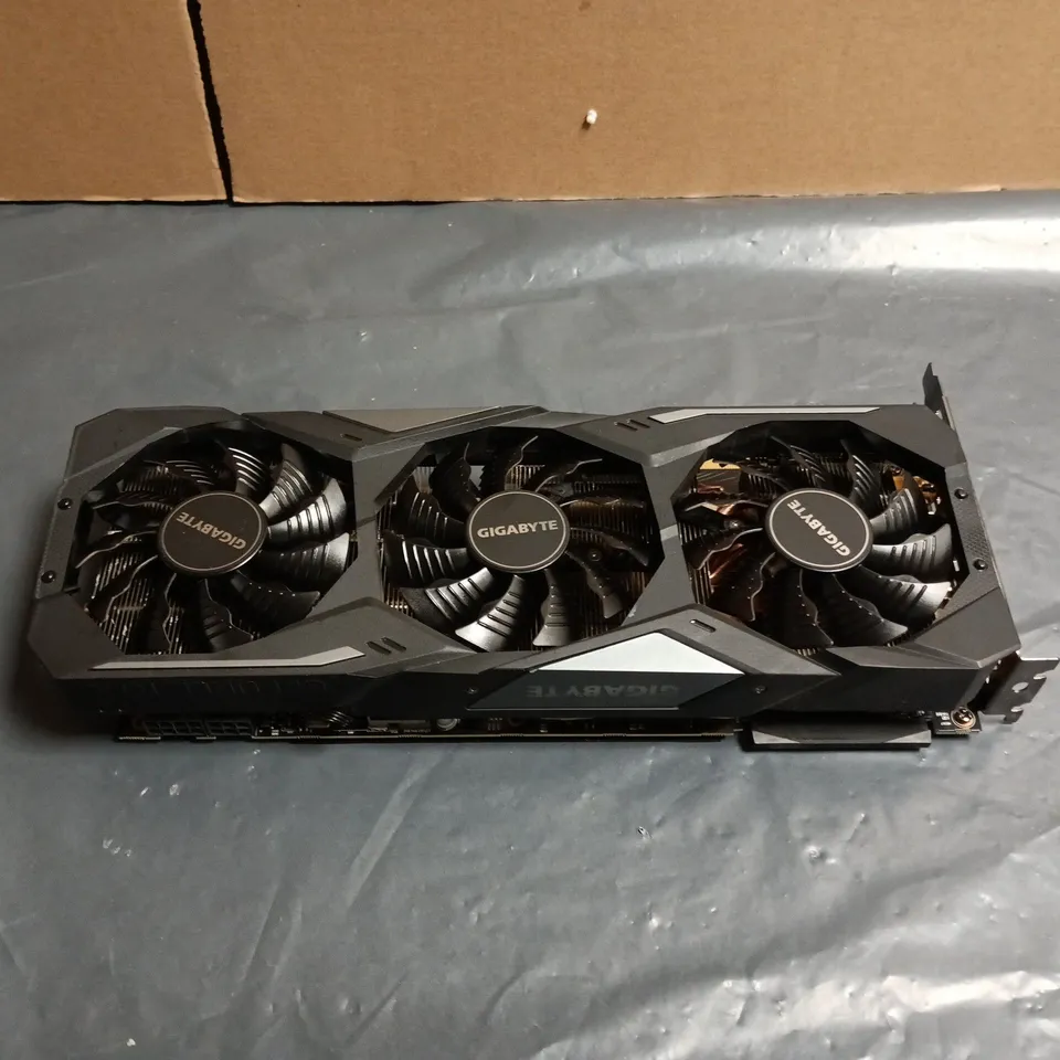 GIGABYTE GEFORCE RTX GRAPHICS CARD – TRIPLE-FAN COOLER BOXED