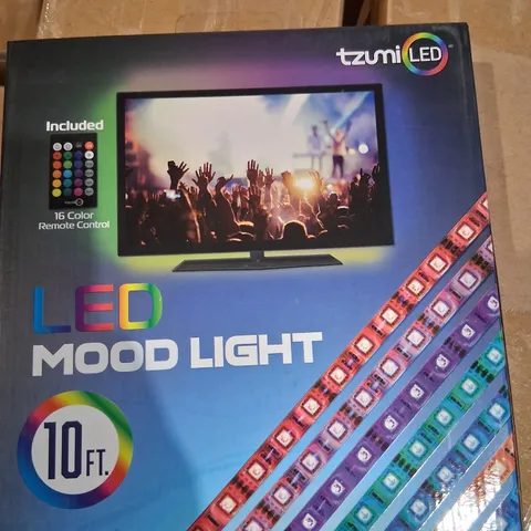 EIGHT BRAND NEW BOXED TZUMI LED MOOD LIGHT 10FT