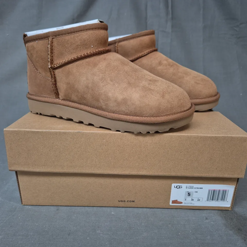 BOXED PAIR OF UGG WOMEN'S CLASSIC ULTRA MINI SHOES IN CHESTNUT UK SIZE 3