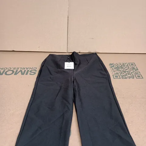 RUMORED PIN UP PANT BLACK SIZE 6 TAGGED