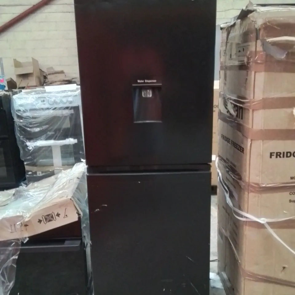 HISENSE RB327N4WBE 50/50 FRIDGE FREEZER - BLACK
