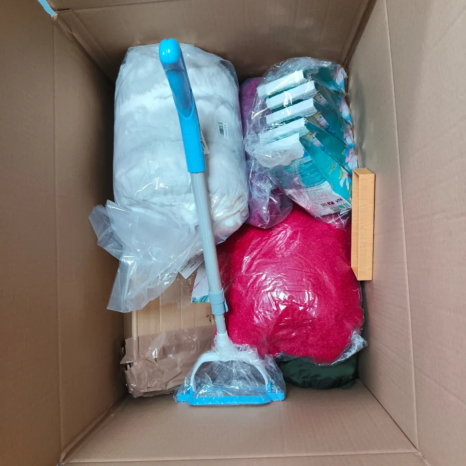 BOX OF APPROXIMATELY 20 ASSORTED HOUSEHOLD ITEMS INCLUDING ZIP UP HOODIE, MINI LIP STICK SET, SWISS DIET KIT , LADIES T SHIRT MEDIUM ETC