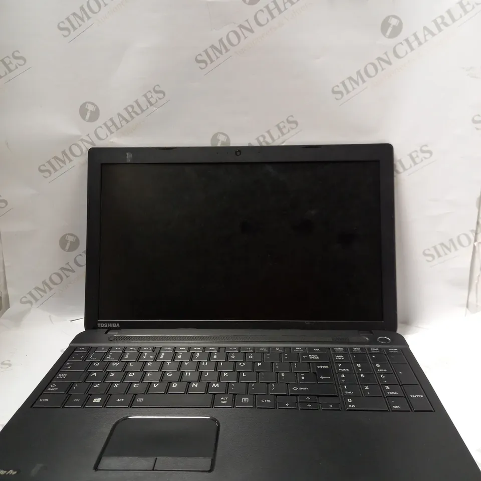 TOSHIBA SATELLITE PRO C50-A-1E2 LAPTOP 
