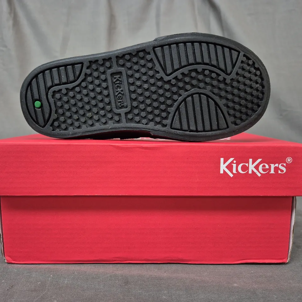 BOXED PAIR OF KICKERS SHOES IN BLACK EU SIZE 27