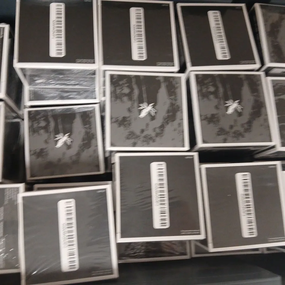 LARGE QUANTITY OF ECLAT ACTIVATED CHARCOAL TOOTH POWDER (60ML BOXES)