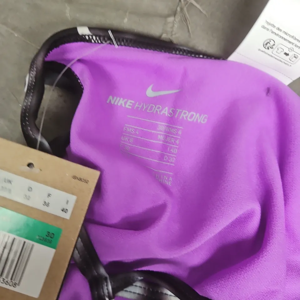 NIKE WOMENS HYDRASTRONG SWIMSUIT IN BLACK/WHITE - SIZE 30