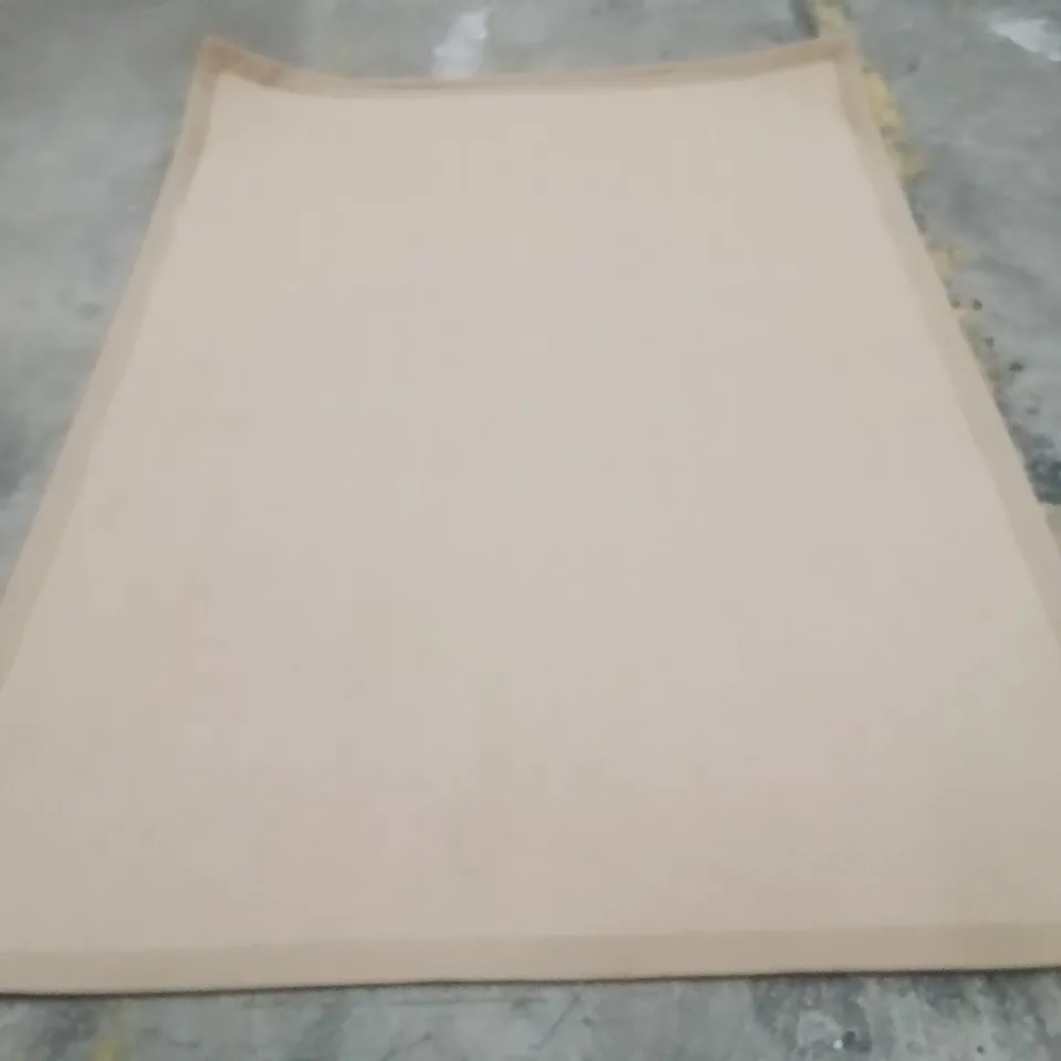 QUALITY DESIGNER AREA RUG - APPROXIMATELY 210X150CM