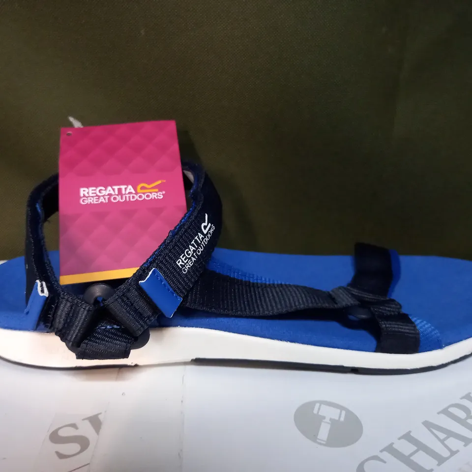 REGATTA LADY SANTA SOL SANDALS SIZE 8
