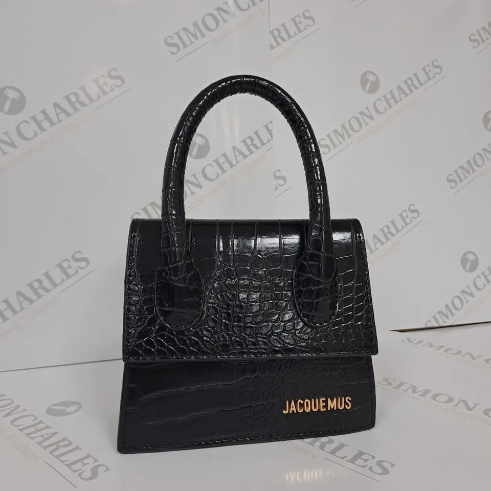 RENT MINI CROCODILE EFFECT BAG